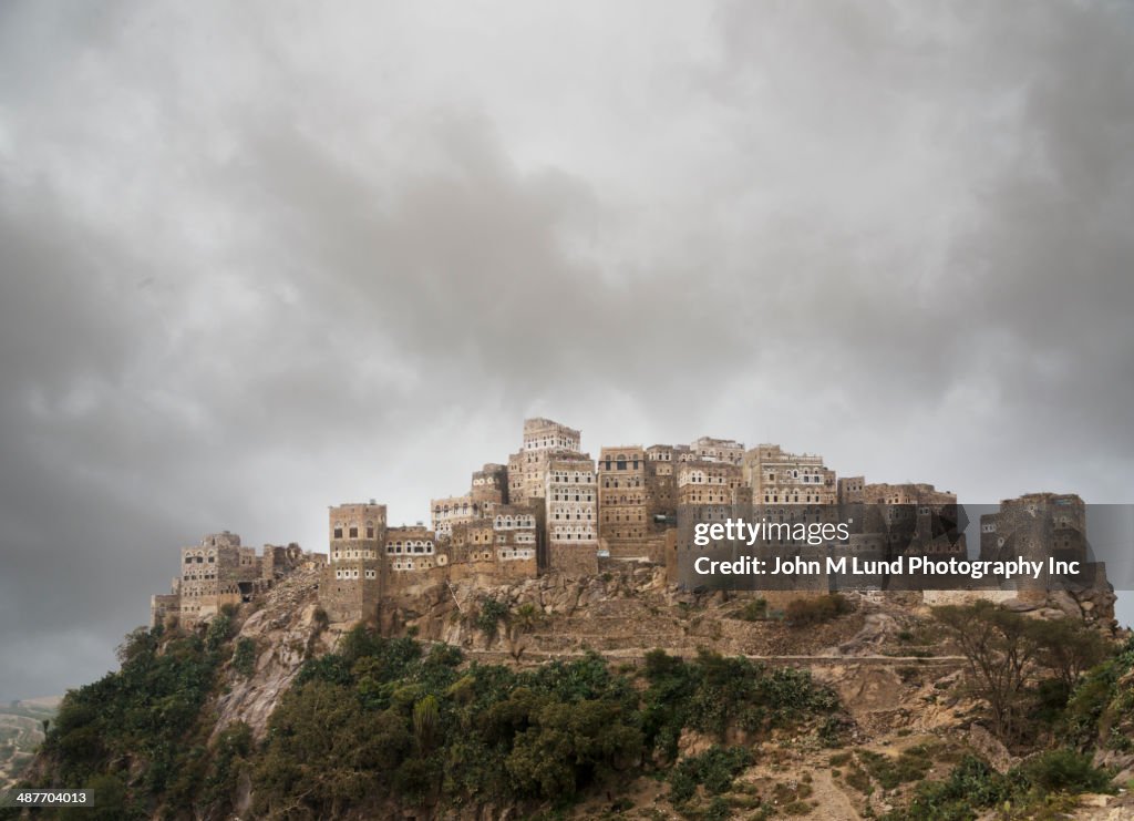 Ancient Jewish settlement on rocky hilltop, Al Hajjarah, Yemen