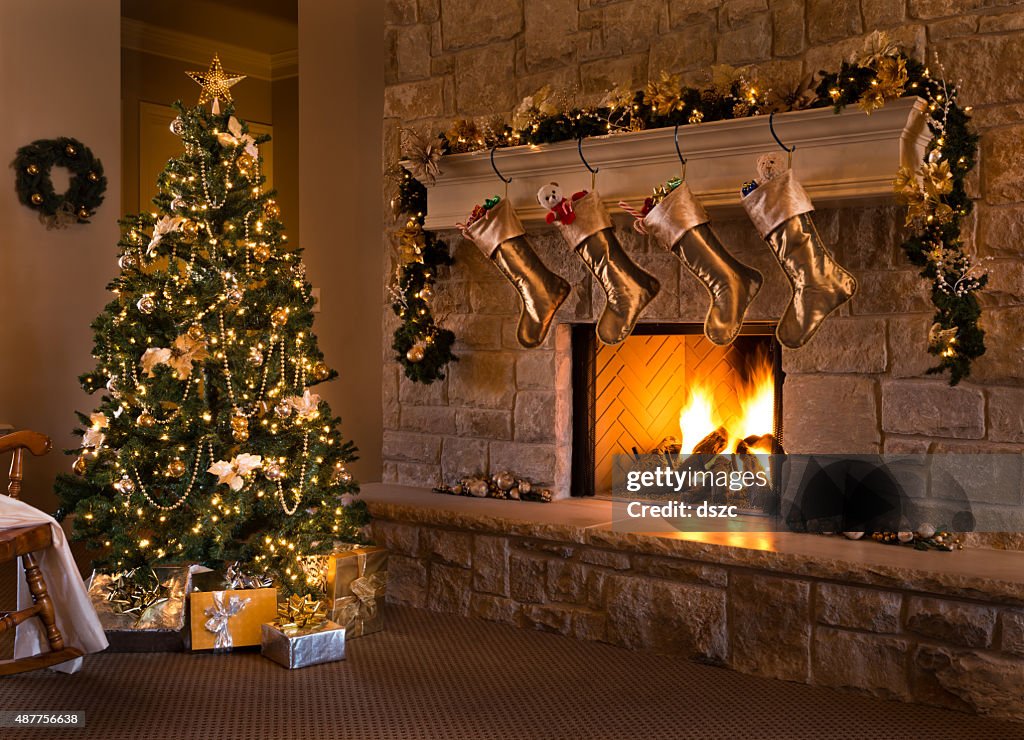 Gold Thema Heiligabend: Weihnachtsbaum, Kamin, Strümpfe, Geschenke, Dress, hearth