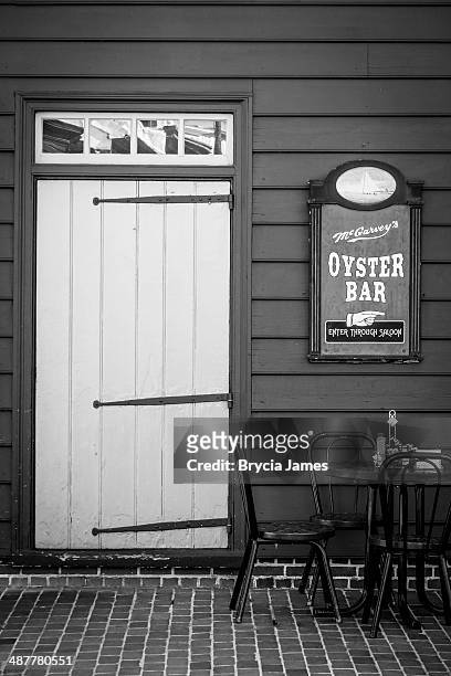 mcgarvey s oyster bar - brycia james fotografías e imágenes de stock