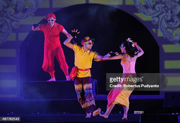 Paundrakarna of Solo Indonesia perform during Solo International Performing Arts at Vastenburg Fort on September 11, 2015 in Solo City, Indonesia....