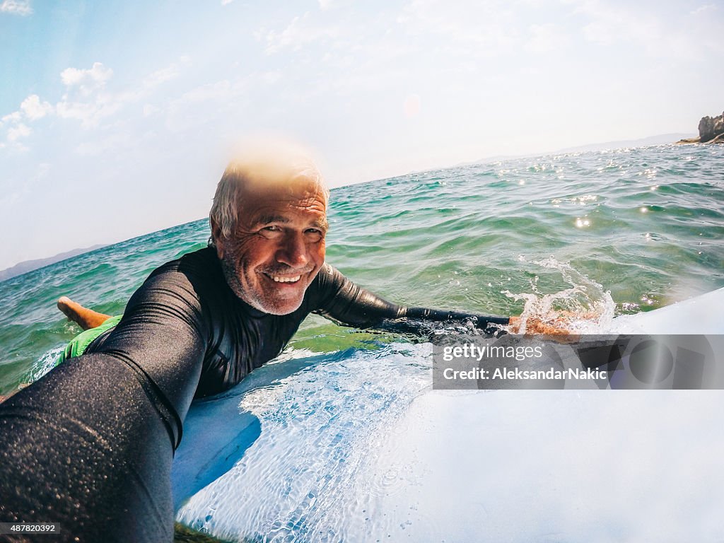 Surfen selfie von Ein alter Mann
