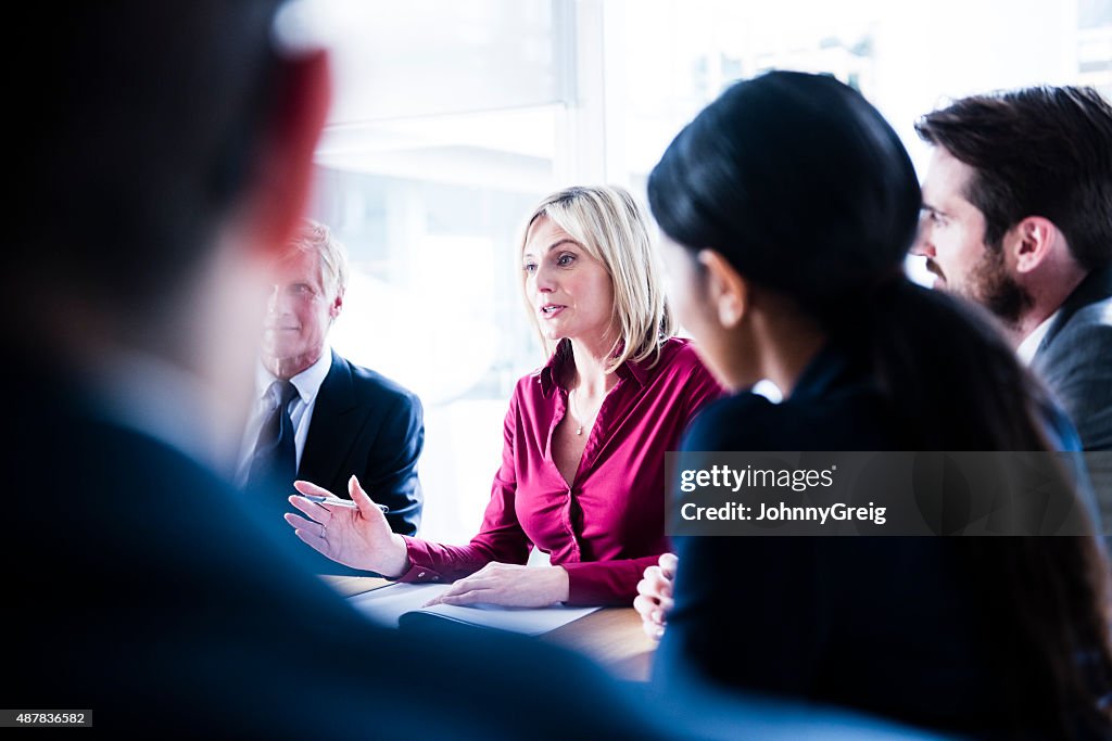 Geschäftsfrau bei der Arbeit im business-meeting