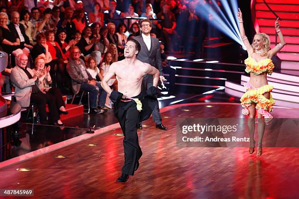 Daniel Hartwich, Isabel Edvardsson and Alexander Klaws seen on stage during the 5th show of 'Let's Dance' on RTL at Coloneum on May 2, 2014 in...