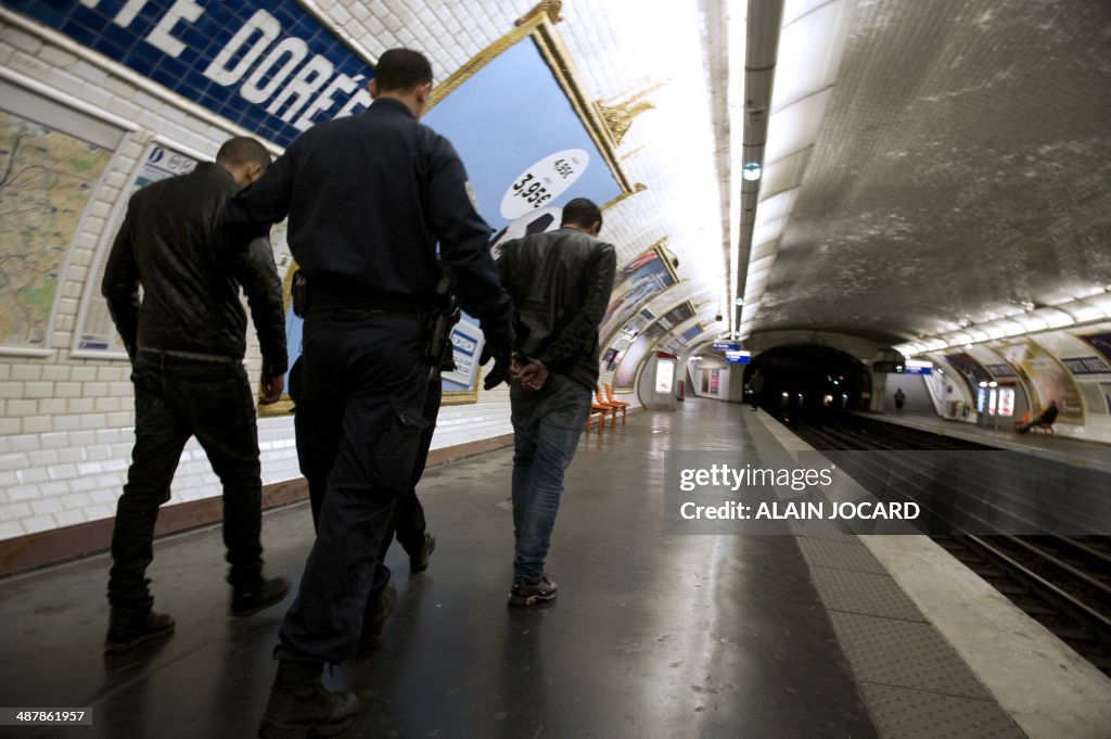FRANCE-SECURITY-POLICE-TRANSPORTS
