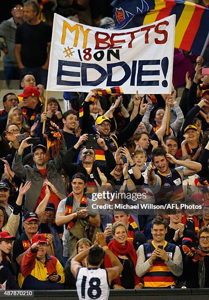 Eddie Betts of the Crows thanks the crowd after the 2015 AFL Second Elimination Final match between the Western Bulldogs and the Adelaide Crows at...