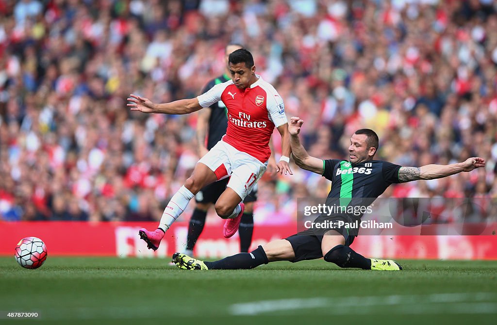 Arsenal v Stoke City - Premier League