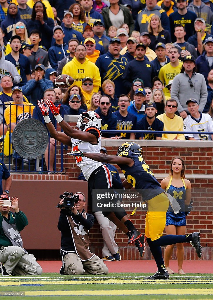 Oregon State v Michigan