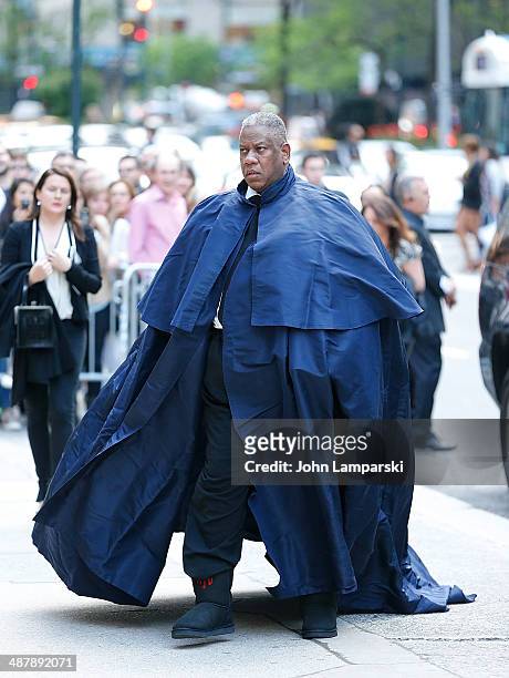Andre Leon Talley attends the memorial service for L'Wren Scott at St. Bartholomew's Church on May 2, 2014 in New York City.