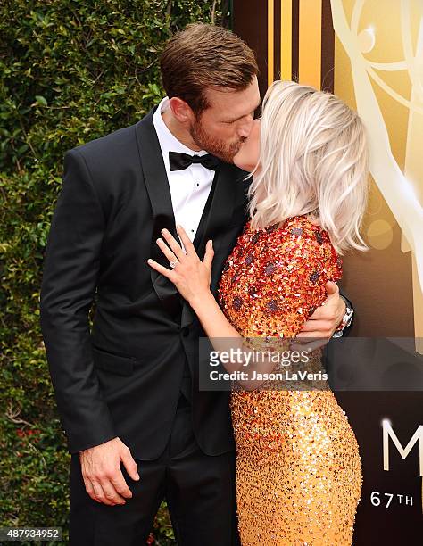 Brooks Laich and Julianne Hough attend the 2015 Creative Arts Emmy Awards at Microsoft Theater on September 12, 2015 in Los Angeles, California.