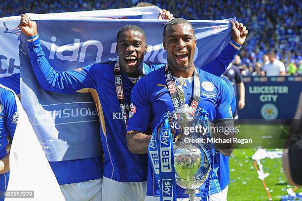 Wes Morgan and Jeff Schlupp celebrate after during the Sky Bet Championship match between Leicester City and Doncaster Rovers at The King Power...