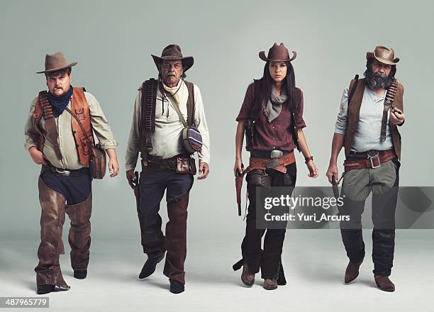 non troverà un altro diabolica banda di outlaws! - cowboy foto e immagini stock