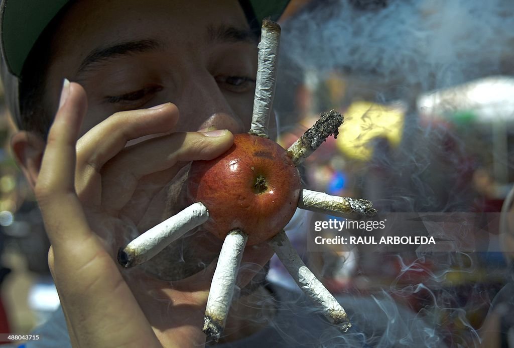 COLOMBIA-MARIJUANA-DEMO