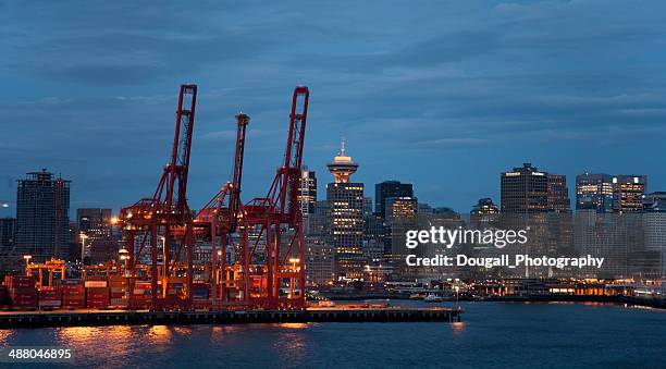 industrial loading cranes in the port of vancouver, canada - vancouver port stock pictures, royalty-free photos & images