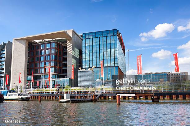 amsterdam public library. - öffentliche bibliothek stock-fotos und bilder