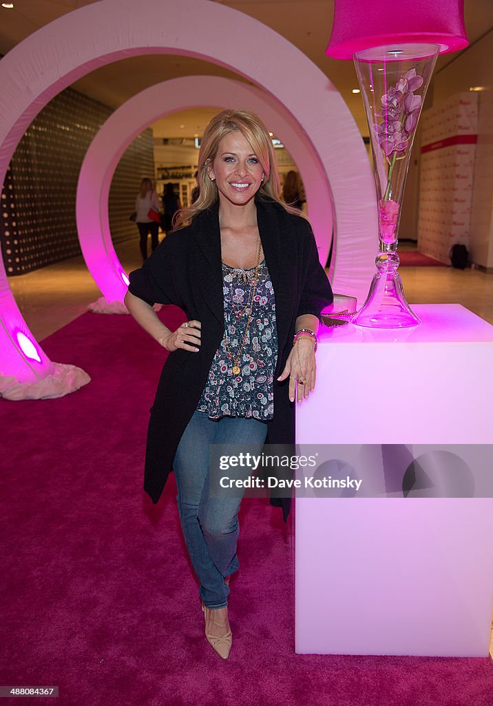 Giuliana Rancic Hosts Westfield's Pink Party At Westfield Garden State Plaza