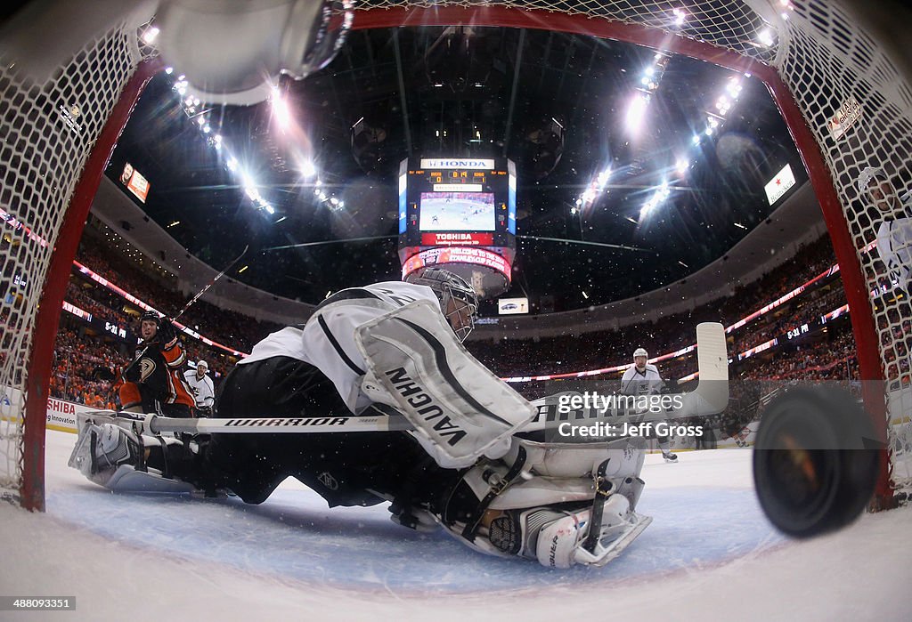 Los Angeles Kings v Anaheim Ducks - Game One