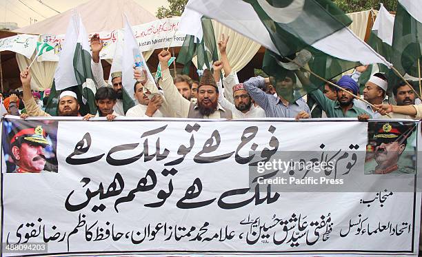 Pakistani Activists of Sikh Community, rally to support Pakistan's army in Lahore, Pakistan. Pakistani army filed a complaint against the countrys...