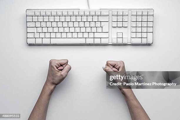 Key Punches Computer Keyboard Punch Photos et images de collection - Getty Images