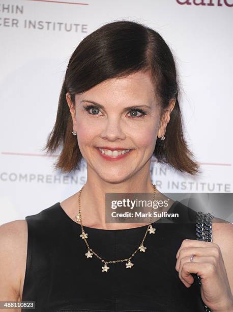 Actress Kiersten Warren attends the 2nd Annual Dancing for NED Benefit at Unici Casa Gallery on May 3, 2014 in Culver City, California.