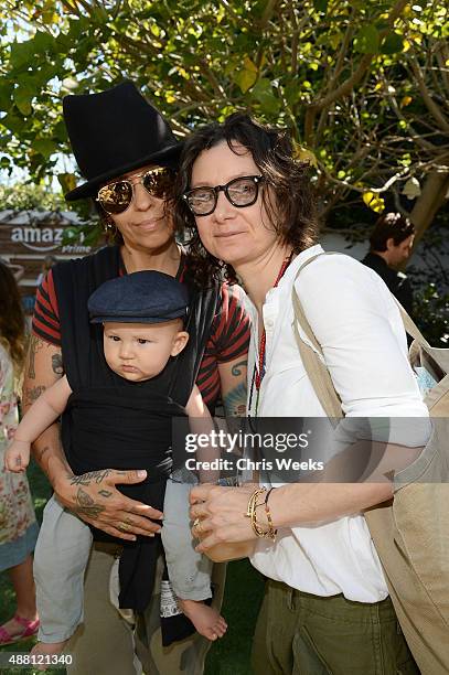 Music producer Linda Perry and actress Sara Gilbert attend Amazon Video's Tumble Leaf Family Fun Day hosted by Au Fudge on September 13, 2015 in Los...