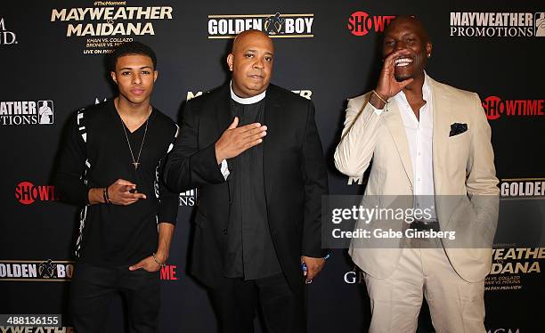 Black Way Rapper Father Images Of Diggy Simmons Photos and Premium High Res Pictures - Getty Images