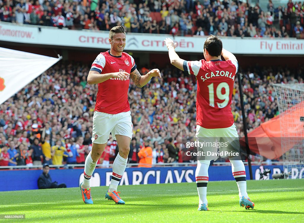Arsenal v West Bromwich Albion - Premier League