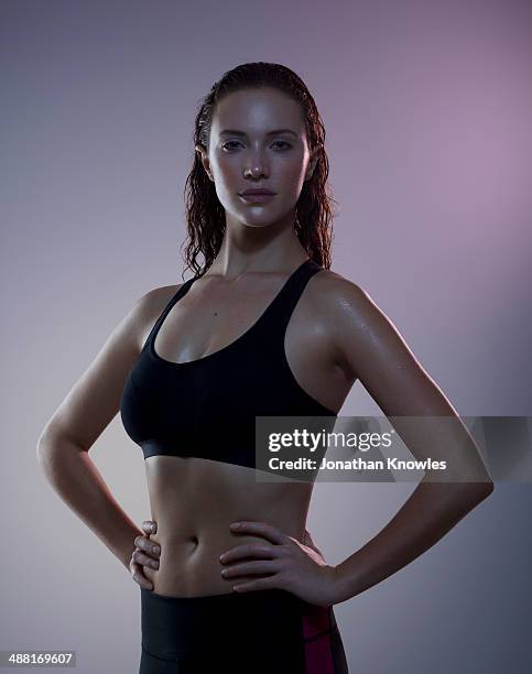 portrait of a sweaty female post workout - body types stock-fotos und bilder