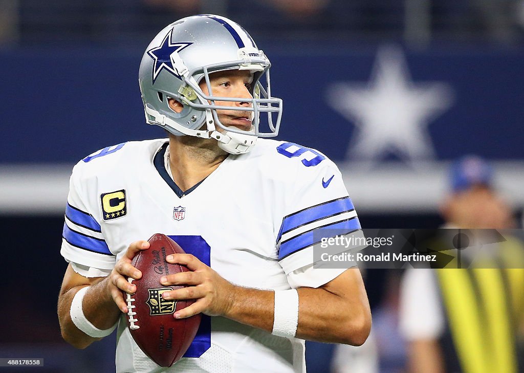 New York Giants v Dallas Cowboys