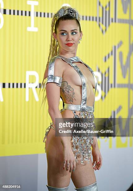 Actress/singer Miley Cyrus arrives at the 2015 MTV Video Music Awards at Microsoft Theater on August 30, 2015 in Los Angeles, California.
