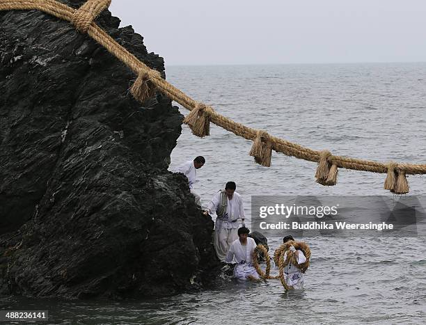 Sacred Ropes 84 Iwa Shrine Stock Photos, High-Res Pictures, and Images - Getty Images