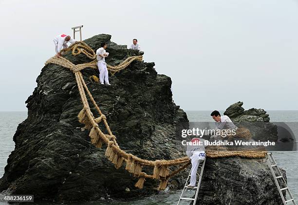 Sacred Ropes 84 Iwa Shrine Stock Photos, High-Res Pictures, and Images - Getty Images