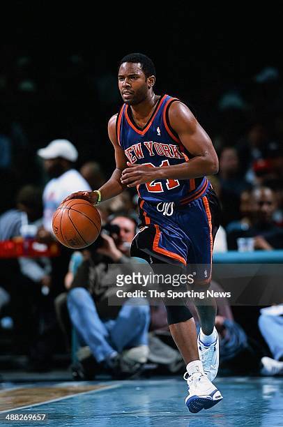 Charlie Ward of the New York Knicks during the game against the Charlotte Hornets on January 24, 2001 at Charlotte Coliseum in Charlotte, North...