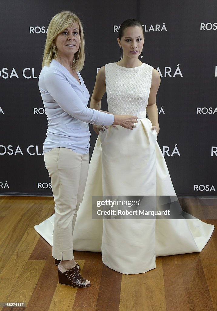 Rosa Clara Fitting For Barcelona Bridal Week 2014