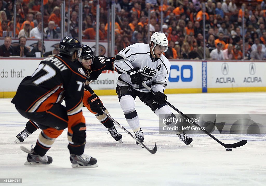 Los Angeles Kings v Anaheim Ducks - Game One