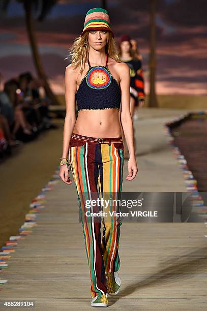 Lexi Boling walks the runway at the Tommy Hilfiger Women's Spring Summer 2016 fashion show during the New York Fashion Week on September 14, 2015 in...
