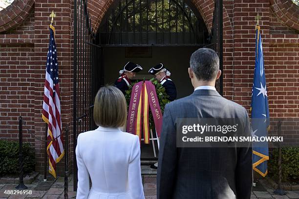 Spanish King Felipe VI and Queen Letizia watch as members of the US Army's Old Guard place a wreath at the tomb of the first President of the US,...