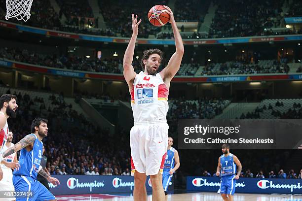 Pau Gasol of Spain is rebounding the ball during the EuroBasket Quarter Final game between Spain v Greece at Stade Pierre Mauroy on September 15,...