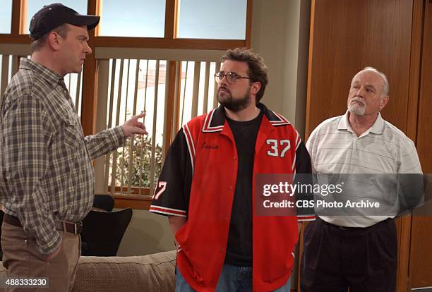 Mike O'Malley, Brian Doyle-Murray Kevin Smith . Greg decides not to attend a movie premiere so Jimmy and Christine secretely take his passes. They...