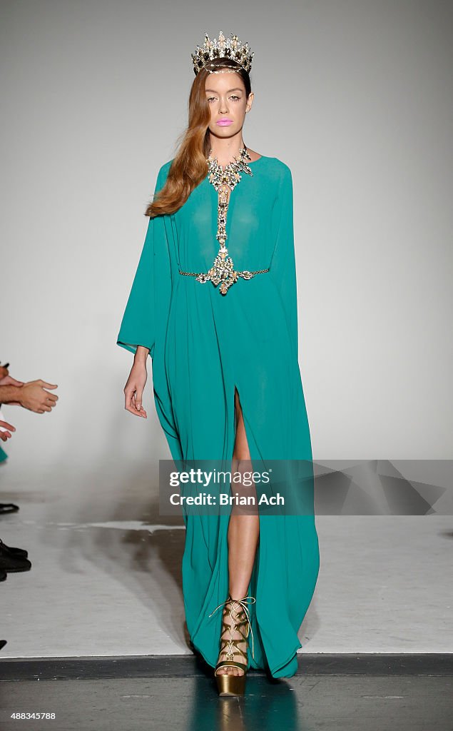 Michael Costello - Runway - Spring 2016 New York Fashion Week