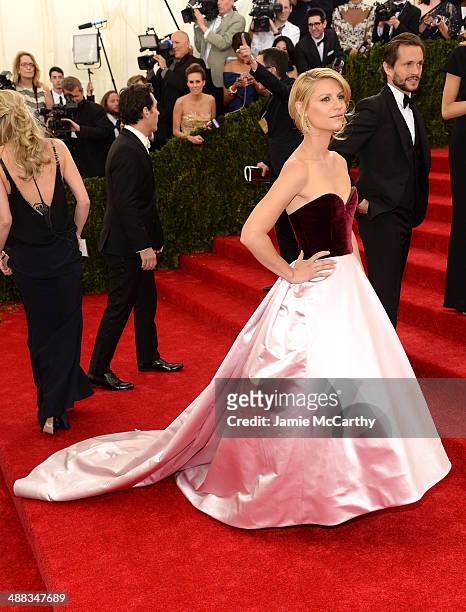 Claire Danes and Hugh Dancy attend the "Charles James: Beyond Fashion" Costume Institute Gala at the Metropolitan Museum of Art on May 5, 2014 in New...