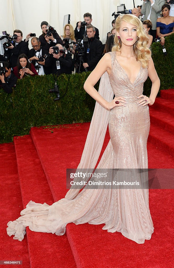 "Charles James: Beyond Fashion" Costume Institute Gala - Arrivals