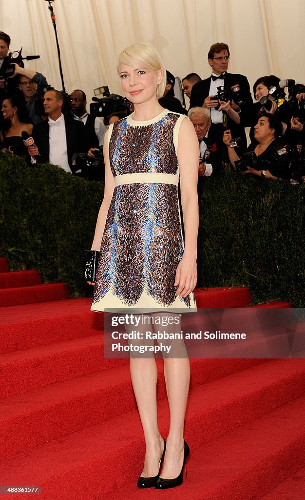 "Charles James: Beyond Fashion" Costume Institute Gala - Arrivals