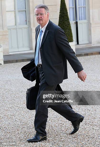 Chairman of the International Rugby Board Bernard Lapasset arrives at the State Dinner honoring Japanese Prime Minister at Elysee Palace on May 5,...