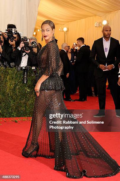 Beyonce attends the "Charles James: Beyond Fashion" Costume Institute Gala at the Metropolitan Museum of Art on May 5, 2014 in New York City.