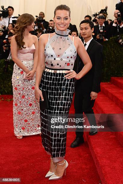 Margot Robbie attends the "Charles James: Beyond Fashion" Costume Institute Gala at the Metropolitan Museum of Art on May 5, 2014 in New York City.