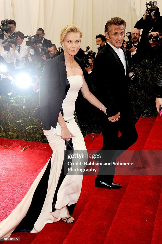 "Charles James: Beyond Fashion" Costume Institute Gala - Arrivals
