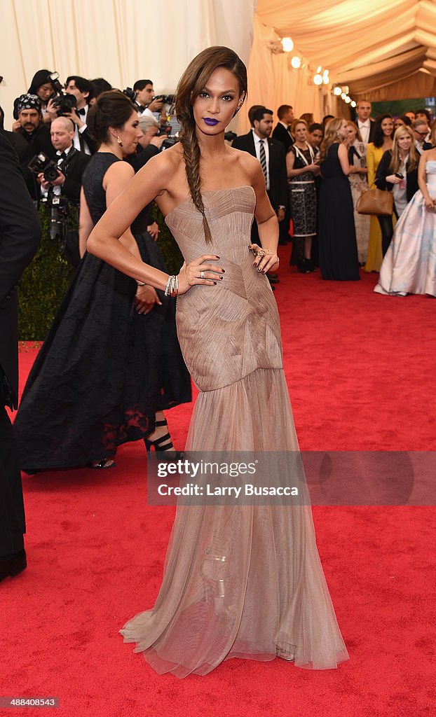 "Charles James: Beyond Fashion" Costume Institute Gala - Arrivals