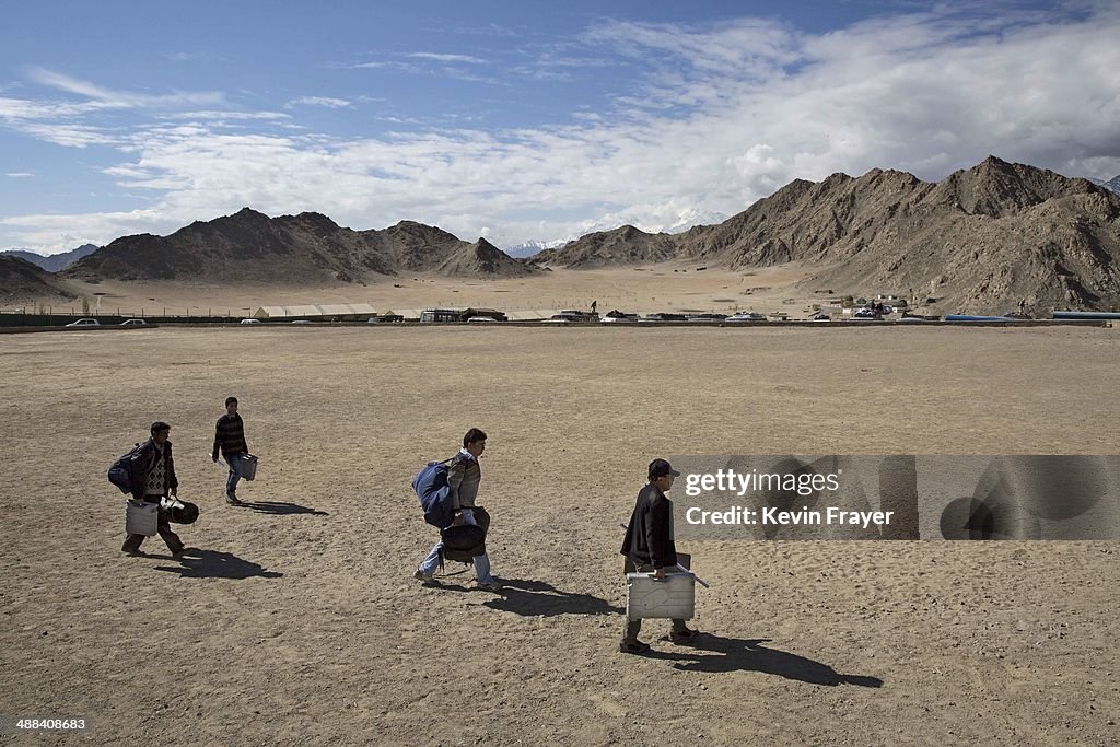 Locals Preparing for Voting in Ladakh