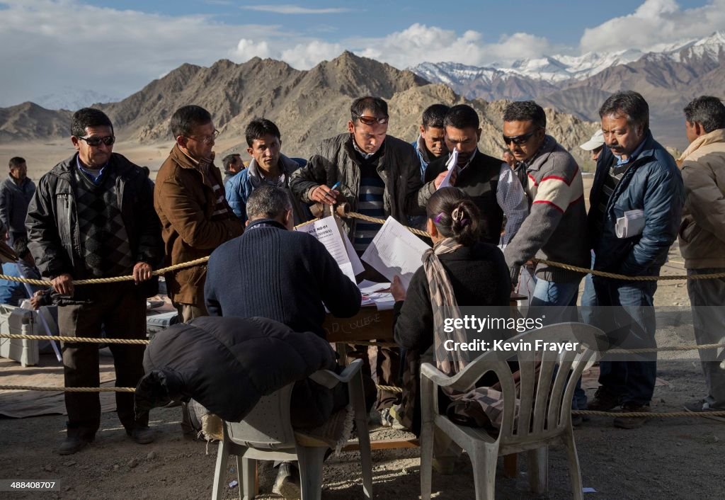 Locals Preparing for Voting in Ladakh