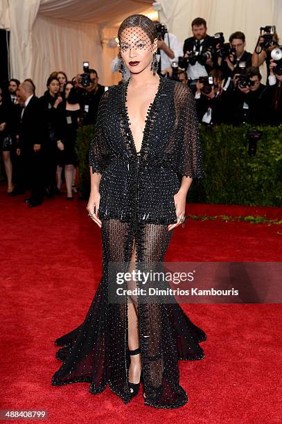 Beyonce attends the "Charles James: Beyond Fashion" Costume Institute Gala at the Metropolitan Museum of Art on May 5, 2014 in New York City.